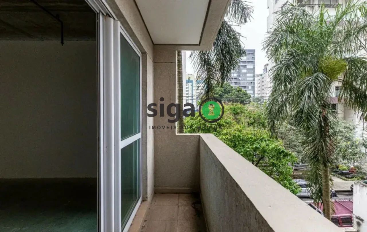 Sala comercial pronta no Jardins com vista arborizada e localização privilegiada. - Foto 3