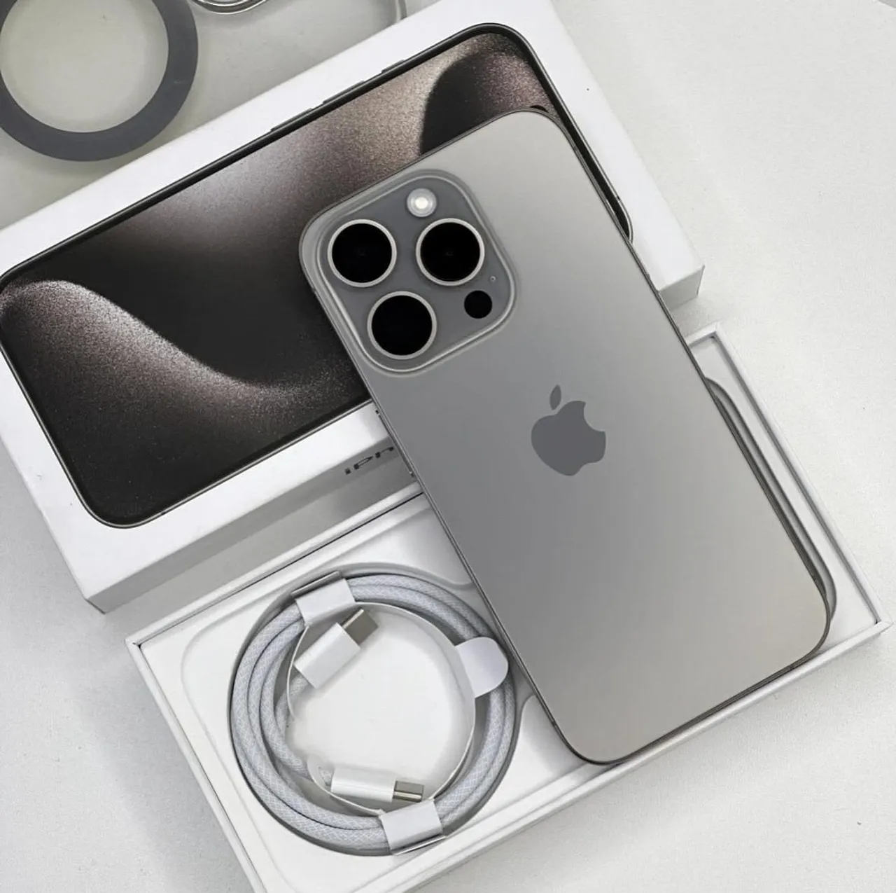 ta～ Apple iPhone 13 Pro シルバー 本体 iPhone 13 Pro Max - Original Apple | Impecável | Sem Detalhes