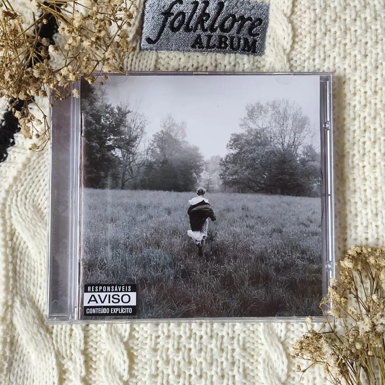 CD folklore - Taylor Swift (versão running like water)
