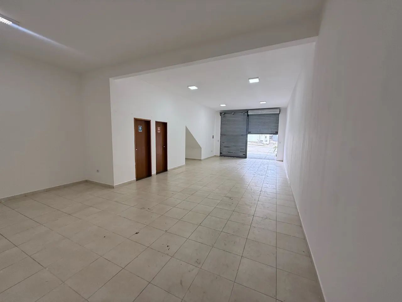 Alugo ponto comercial - Foto 2
