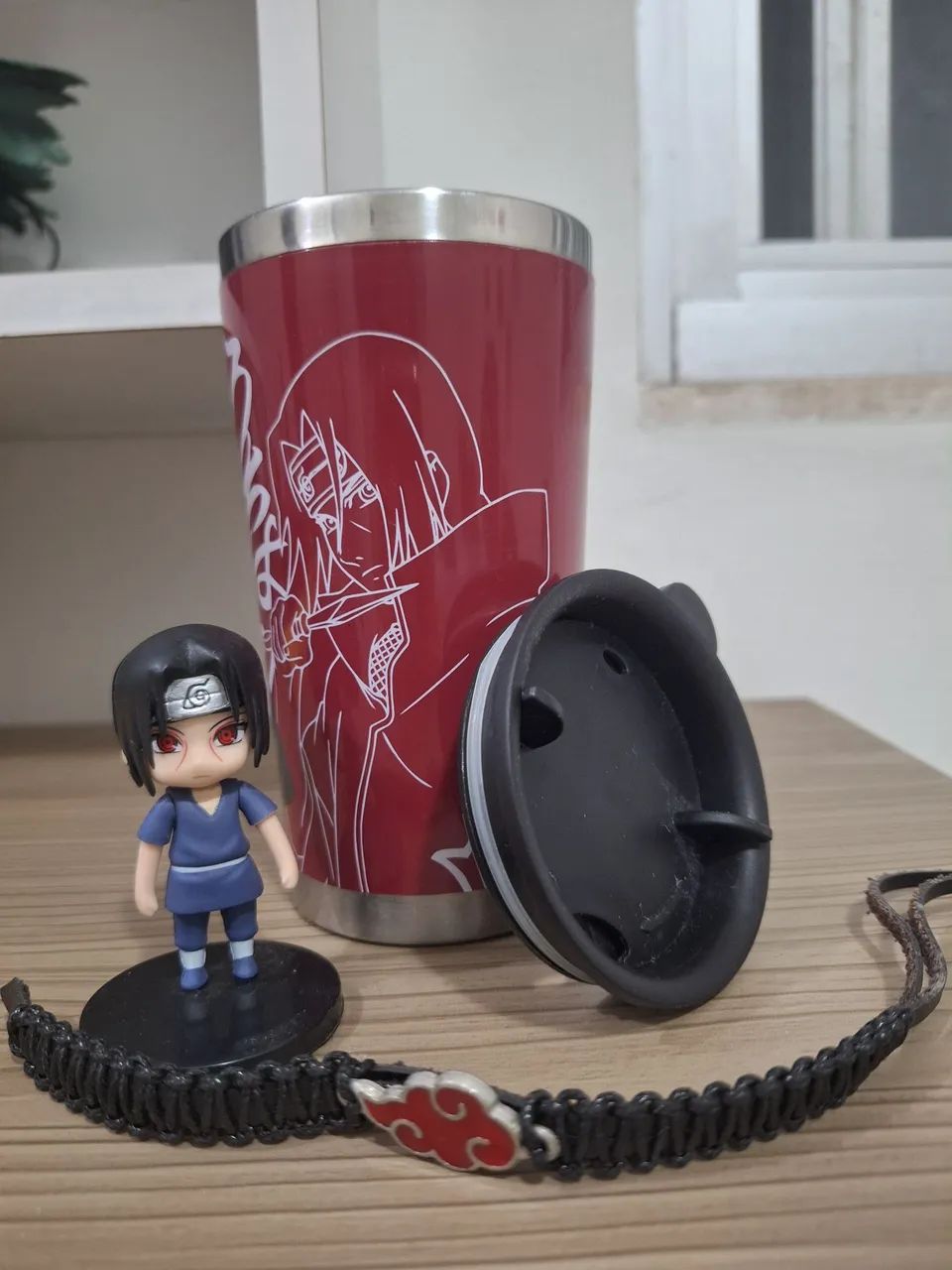 Kit Naruto - Itachi Uchiha (Action Figure + Pulseira + Copo Térmico) - Foto 3
