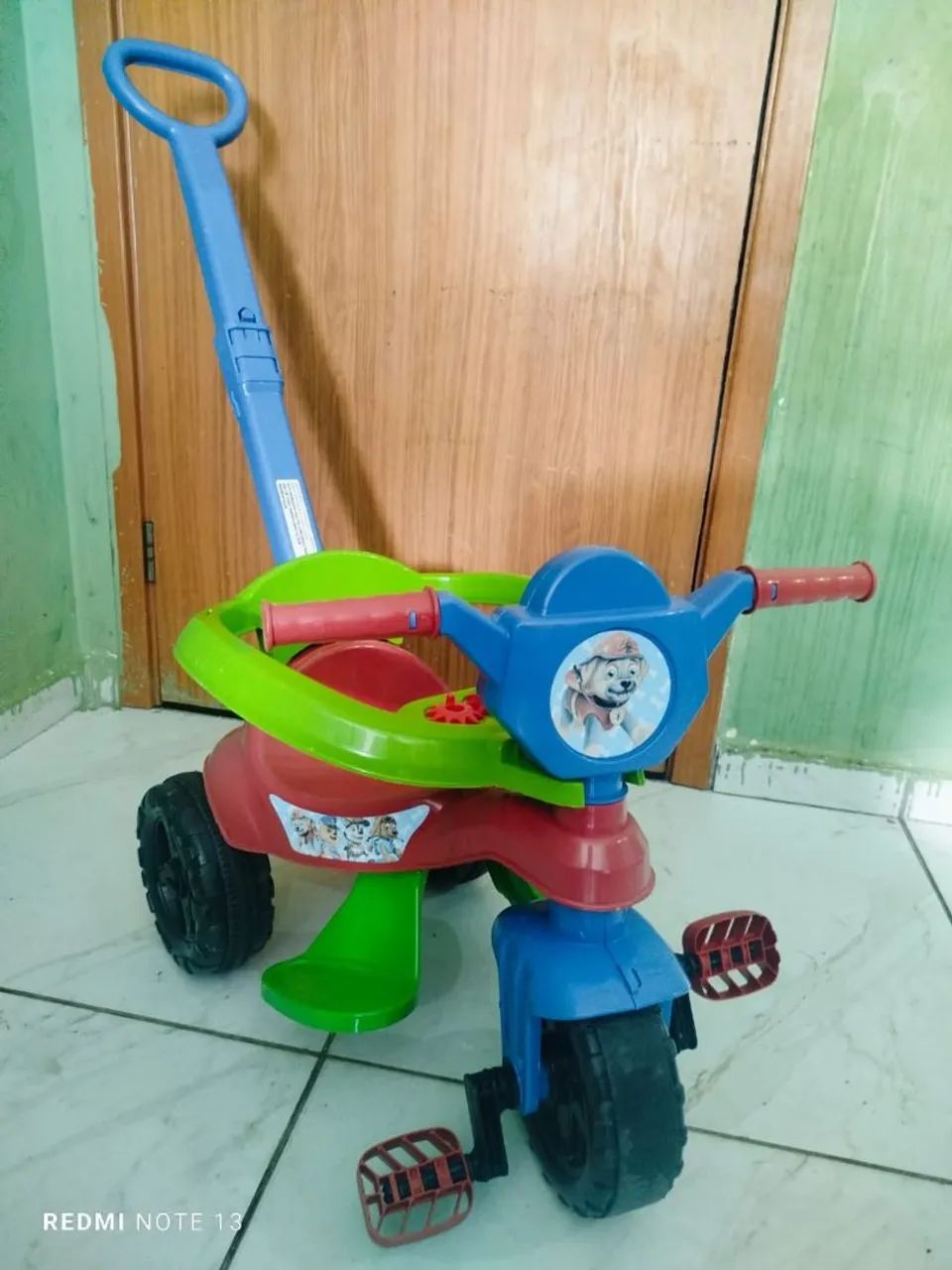 Carrinho de passeio semi novo