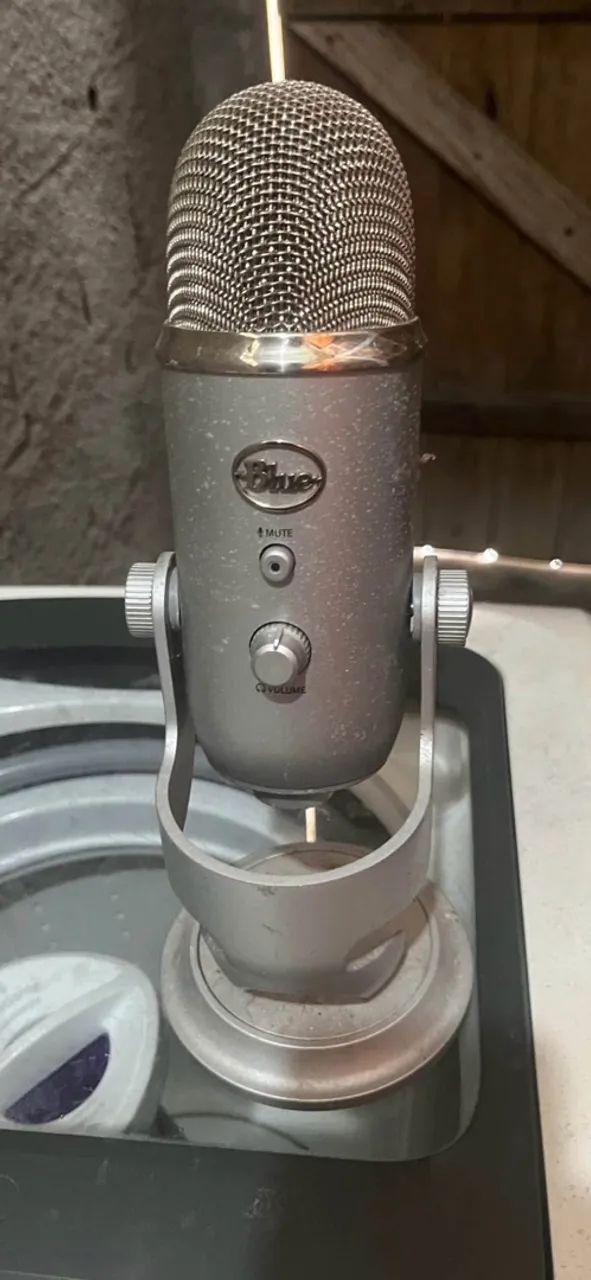 Microfone condensador Blue Yeti - Foto 3