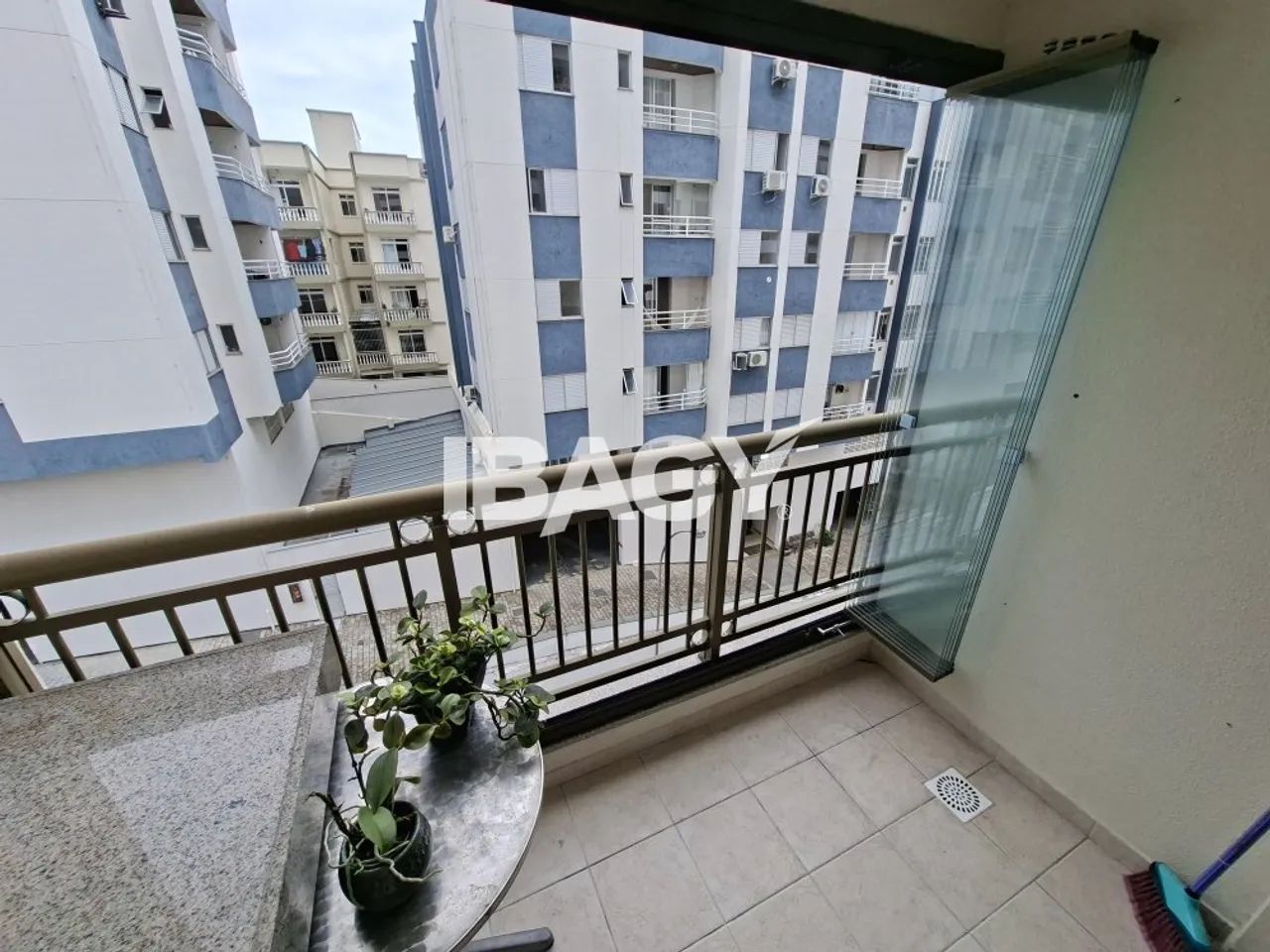 Excelente Apartamento 3 dormitório(s) em Pantanal - Florianópolis - Foto 4