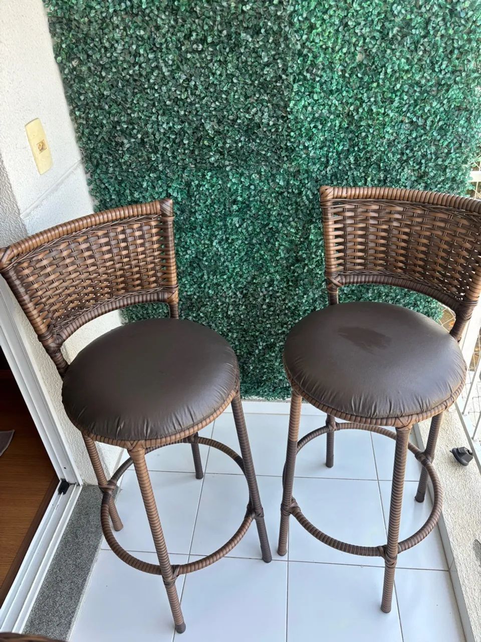 Conjunto de Banquetas - Novas - Foto 3