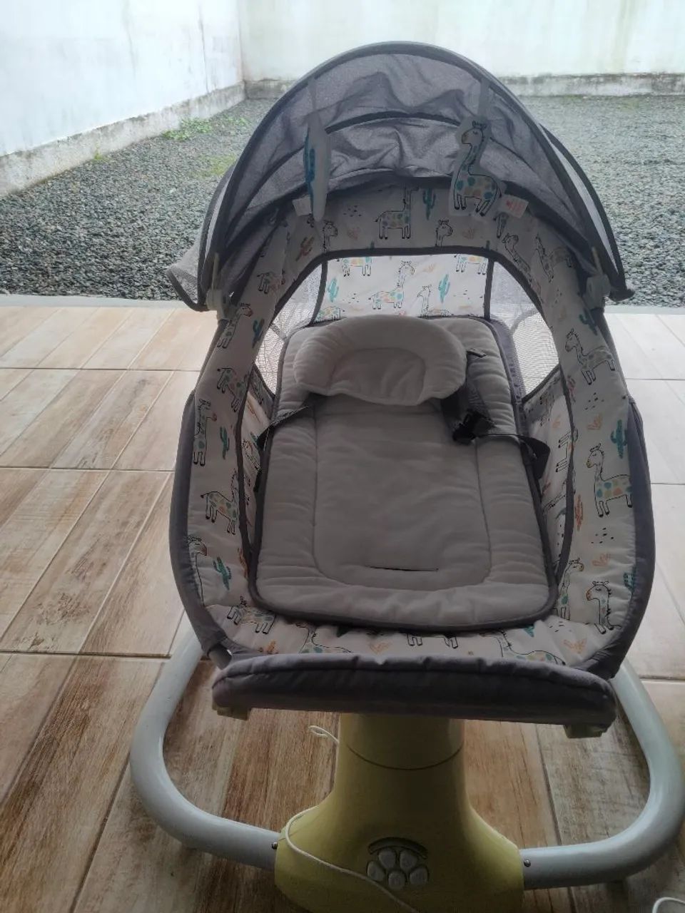 Cadeira de Balanço Automática e Musical para Bebê - Foto 2