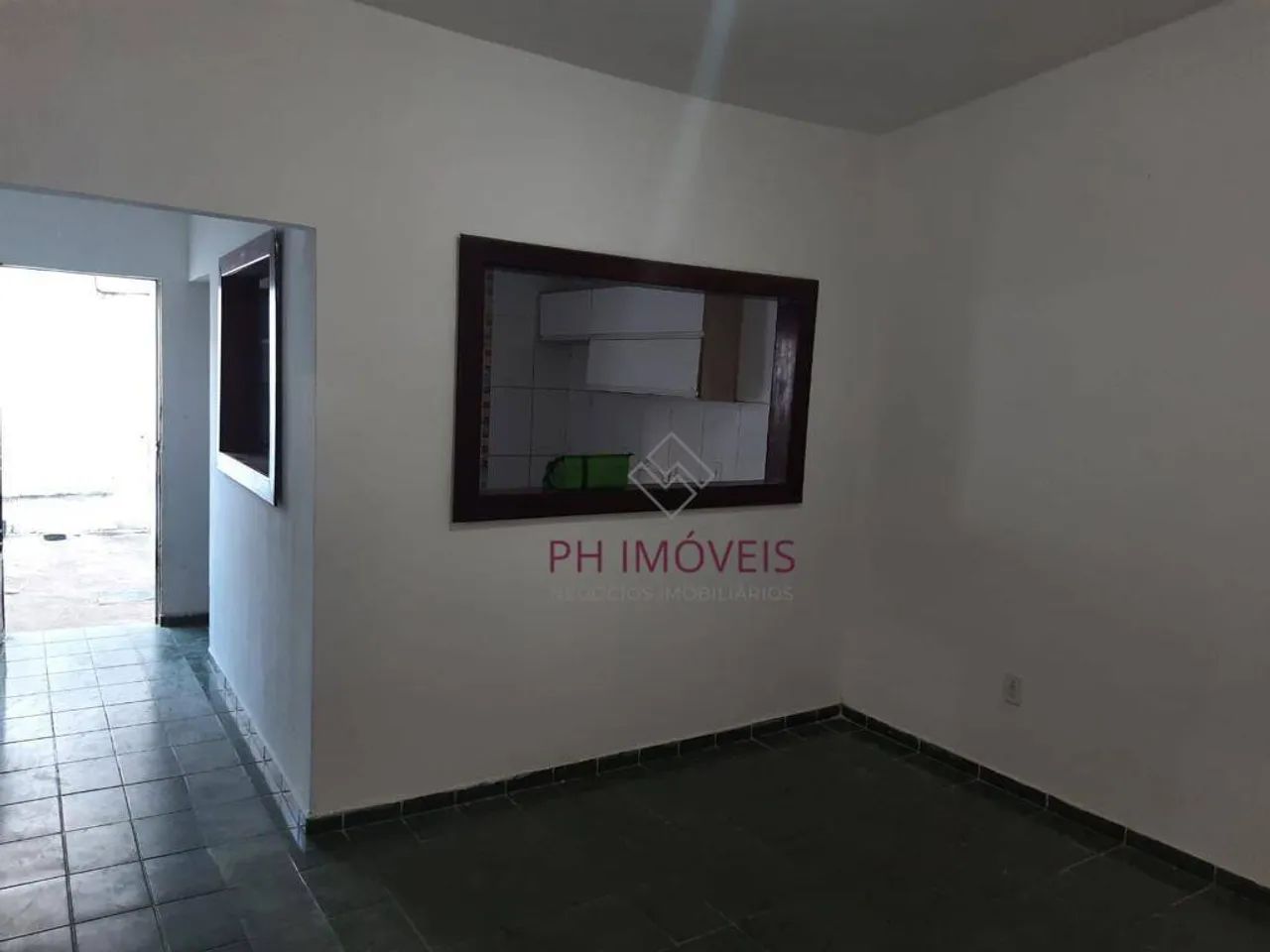 Casa com 4 dormitórios sendo 2 suítes no Bairro de Santos Dumont - 228m² - Foto 4