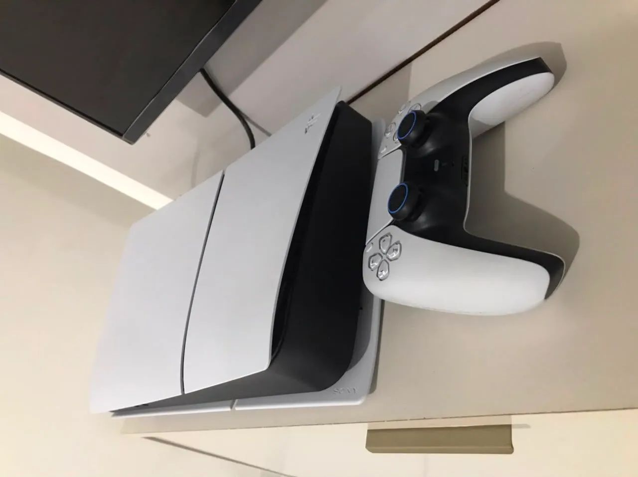 VENDO ESSE PS5 - Foto 2