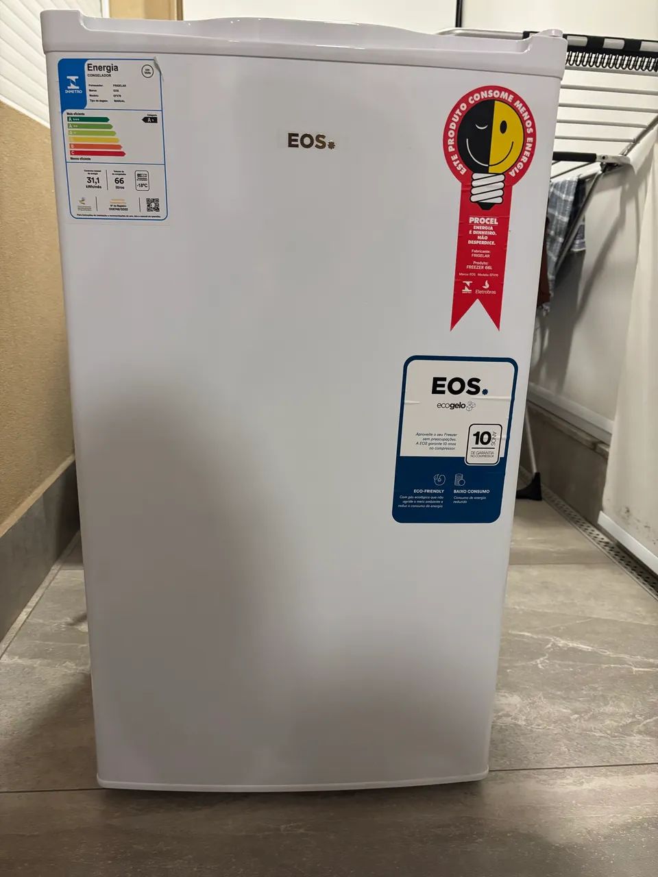 Freezer Vertical EOS 66 Litros EcoGelo Slim EFV70 220V - Foto 3