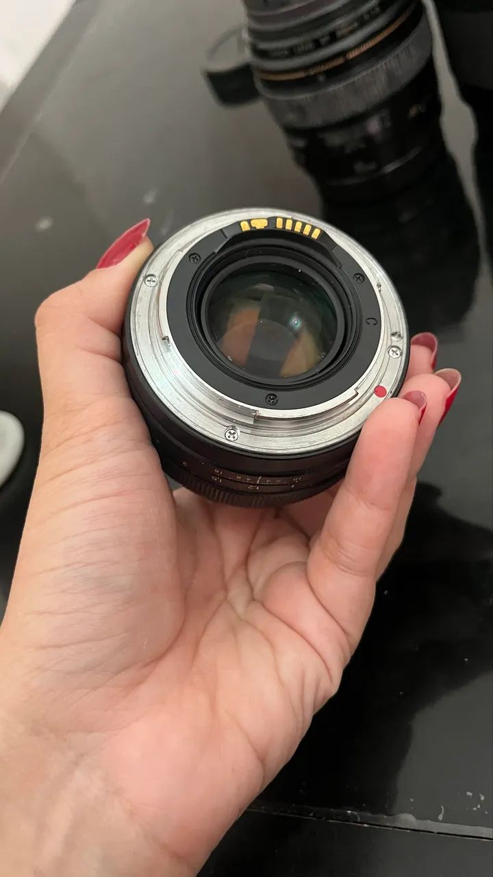 Carl Zeiss Planar T* 50mm f/1.4 ZE - MF - Acessórios para Câmeras