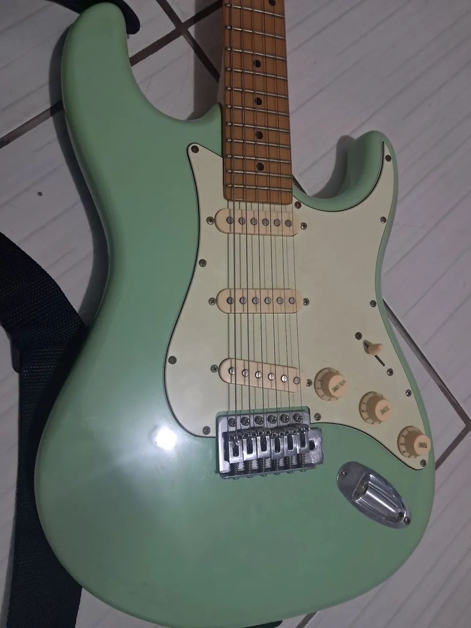 Guitarra strato Tagima TG-530 com Capa - Foto 2