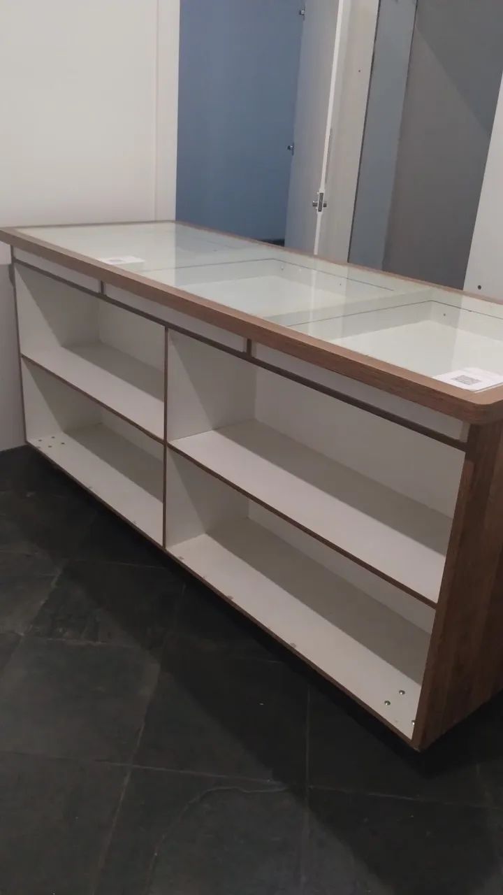 Balcão MDF coisa boa para loja 