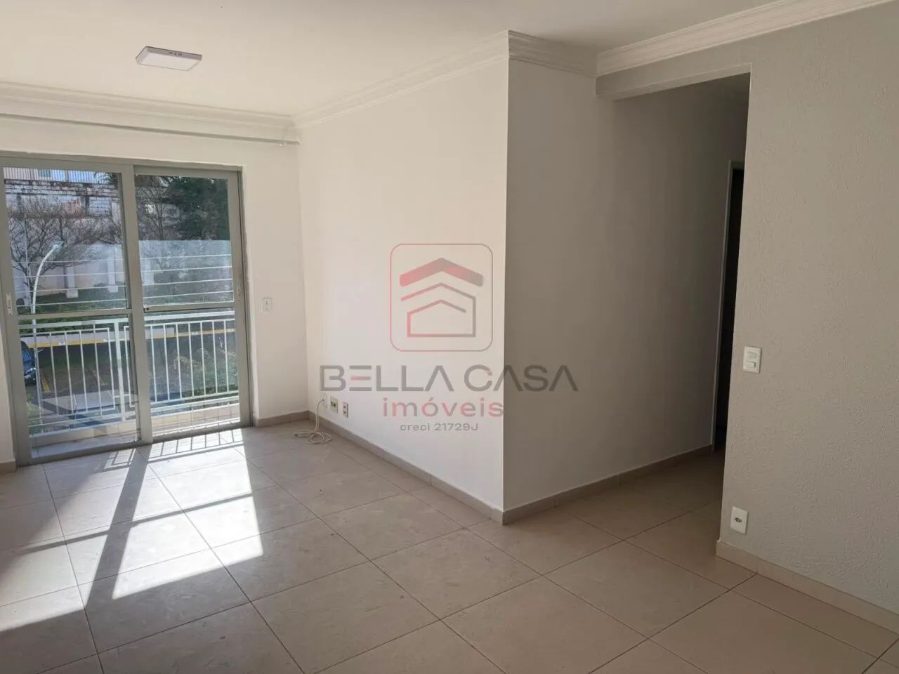 Apartamento reformado com 3 Dormitórios e 1 vaga na Vila Ema