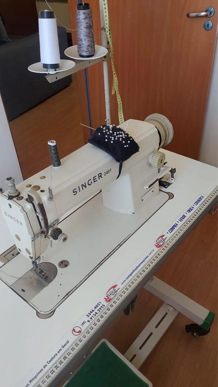 Máquina costura Singer - Foto 2