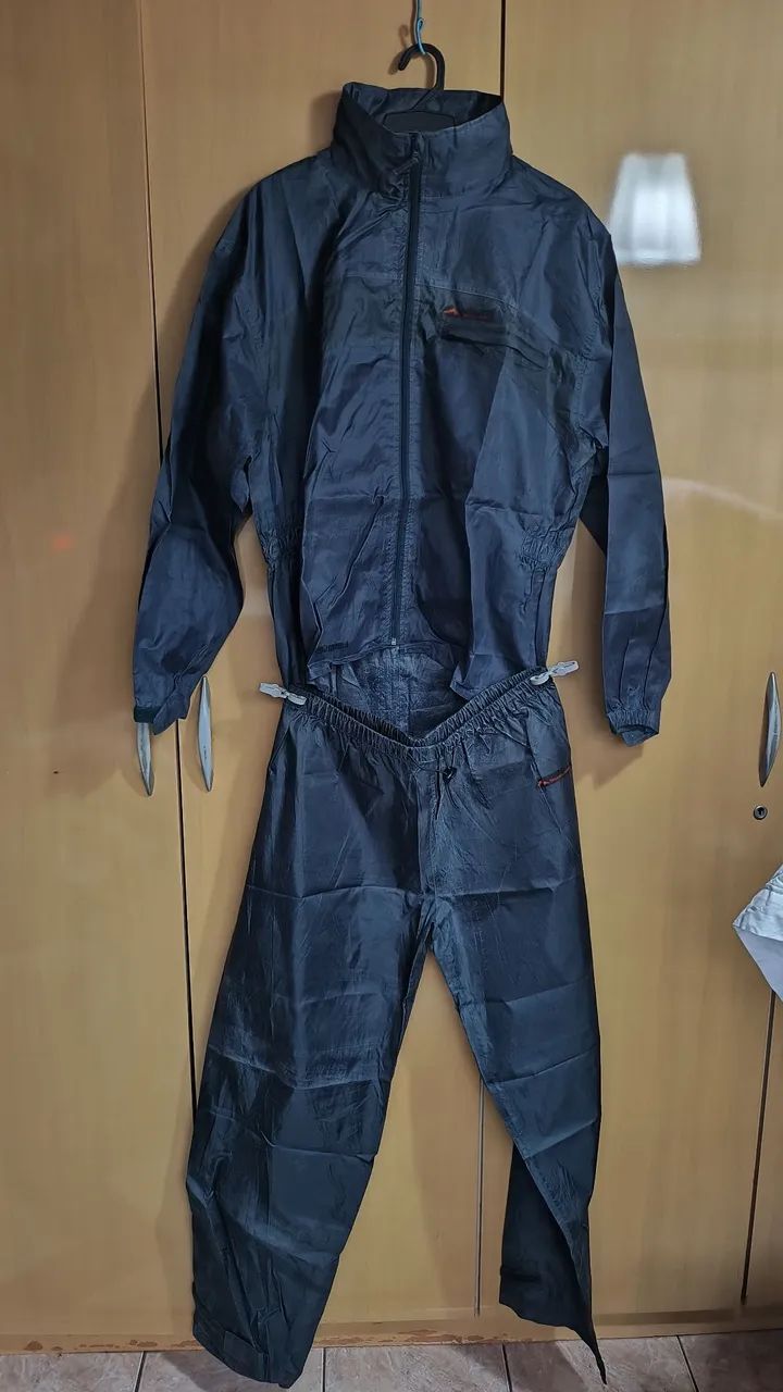 CONJUNTO CAPA DE CHUVA TRILHA E RUMOS  - Foto 2