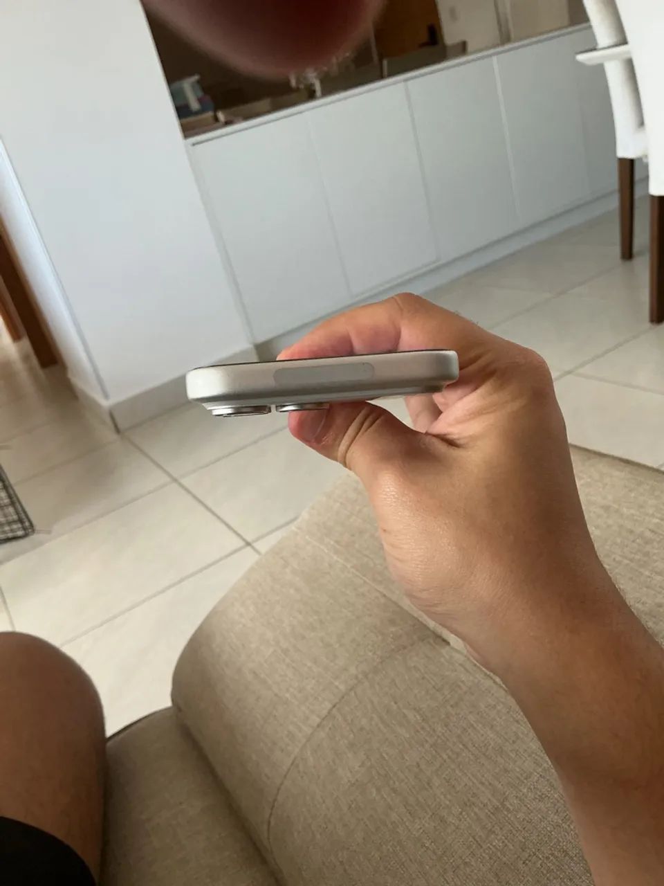 iPhone 17 pro max silver 256 - Foto 3