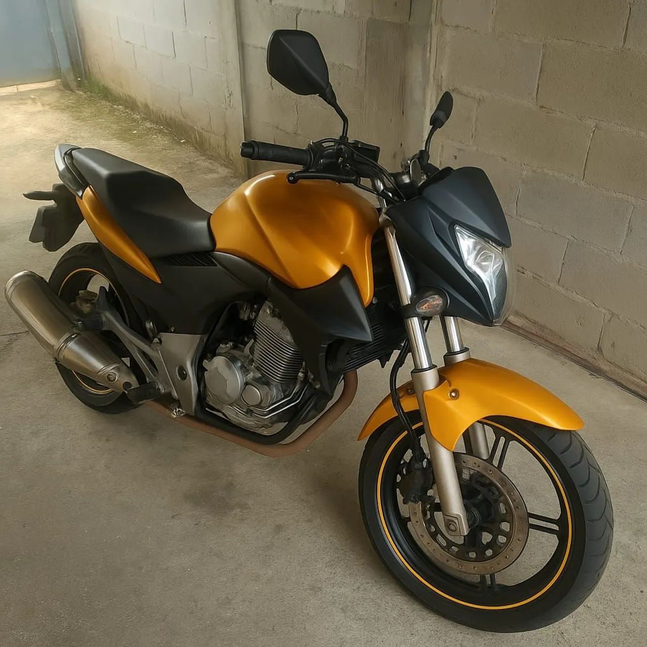 CB300  - Foto 4
