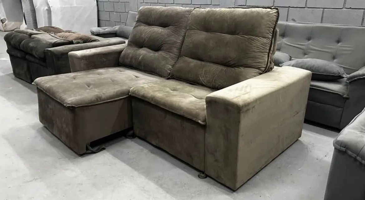 Sofá Retrátil e Reclinável 2.10m NOVO ( Peça Única )  - Foto 4