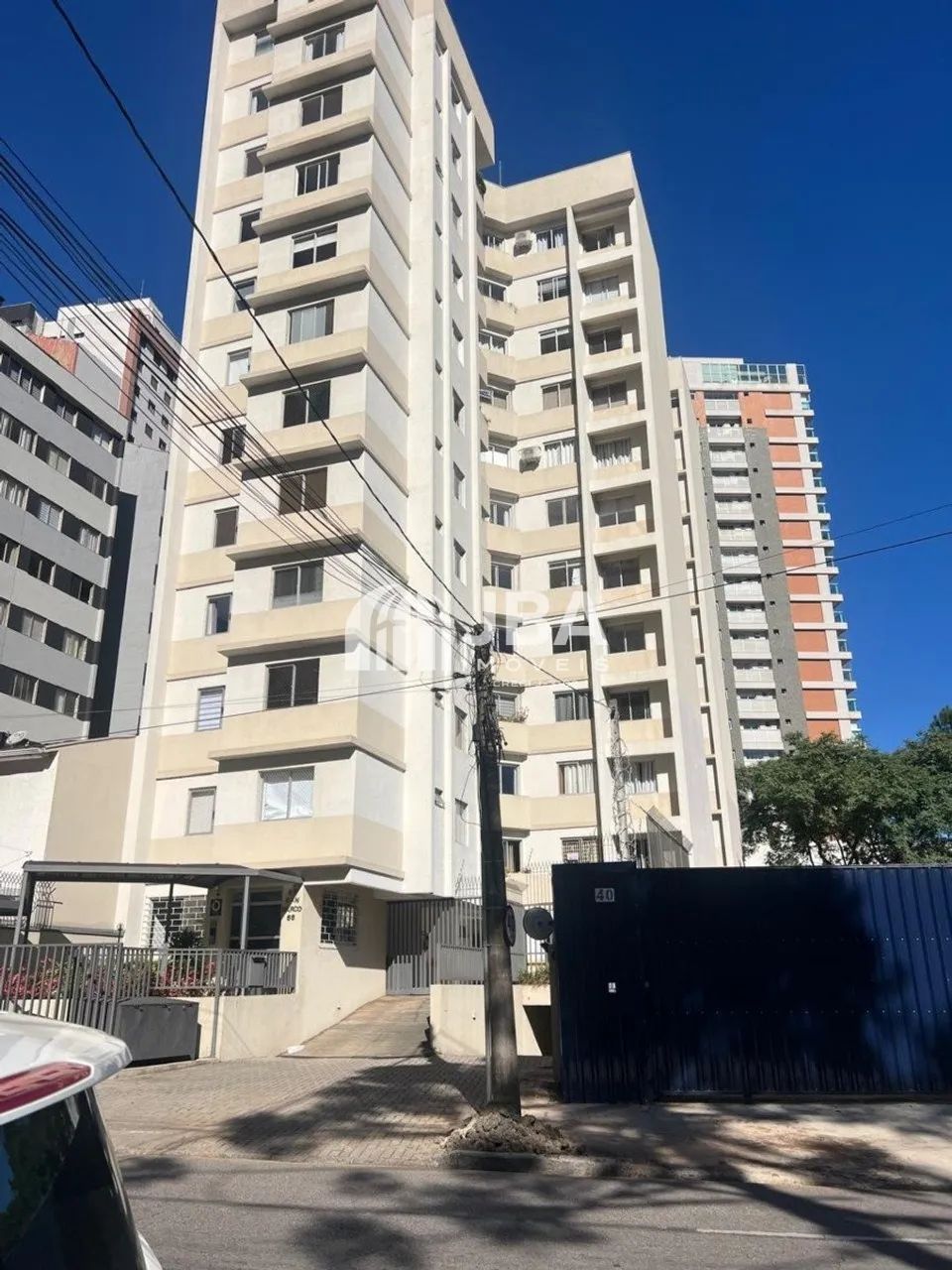 APTO DE 3 QUARTOS EM FRENTE JD BOTANICO
