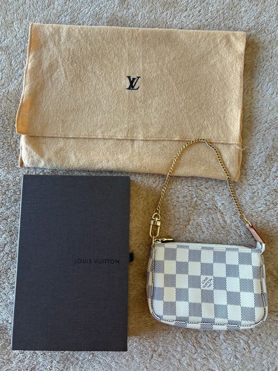 louis vuitton mini pochette damier azur. original. nova, na caixa! 