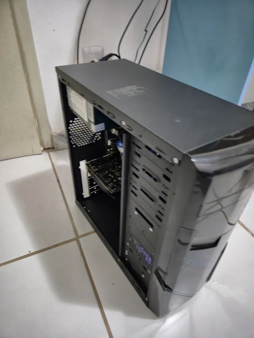 Pc gamer Xeon 1230v2 e Rx 550 - Foto 4