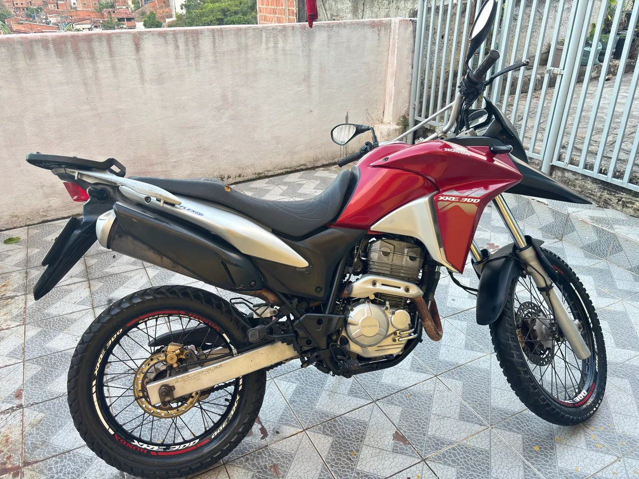 Moto Xre 300
