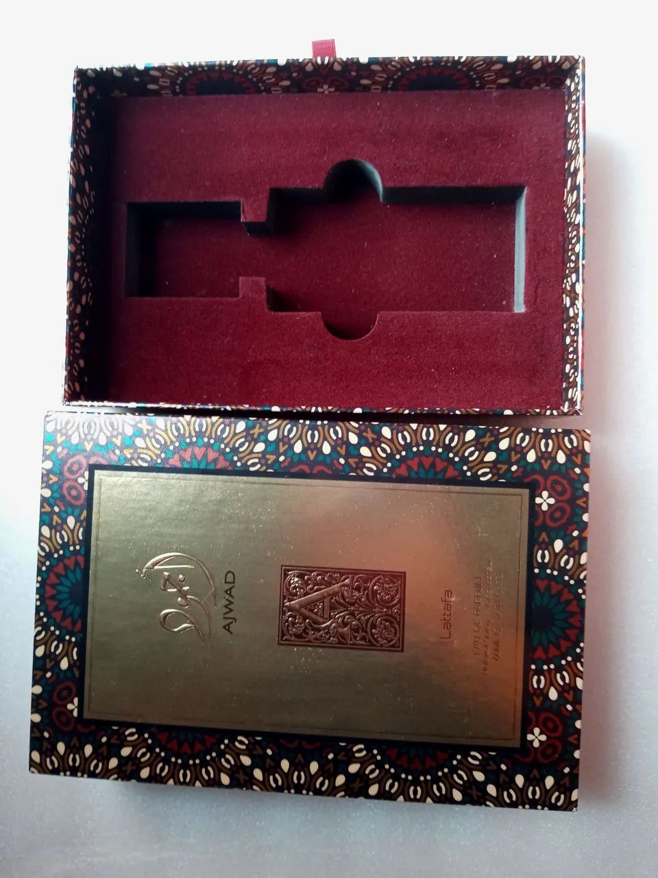 Caixa Original Perfume Lattafa Ajwad - Vazia - Luxo - Foto 4
