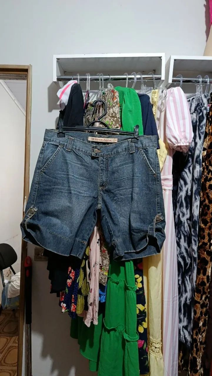 Lote de roupas de 11 kllks