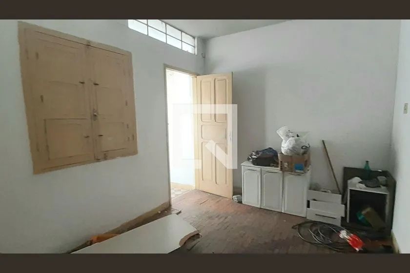 Casa à Venda - Colégio Batista, 6 Quartos, 340 m2