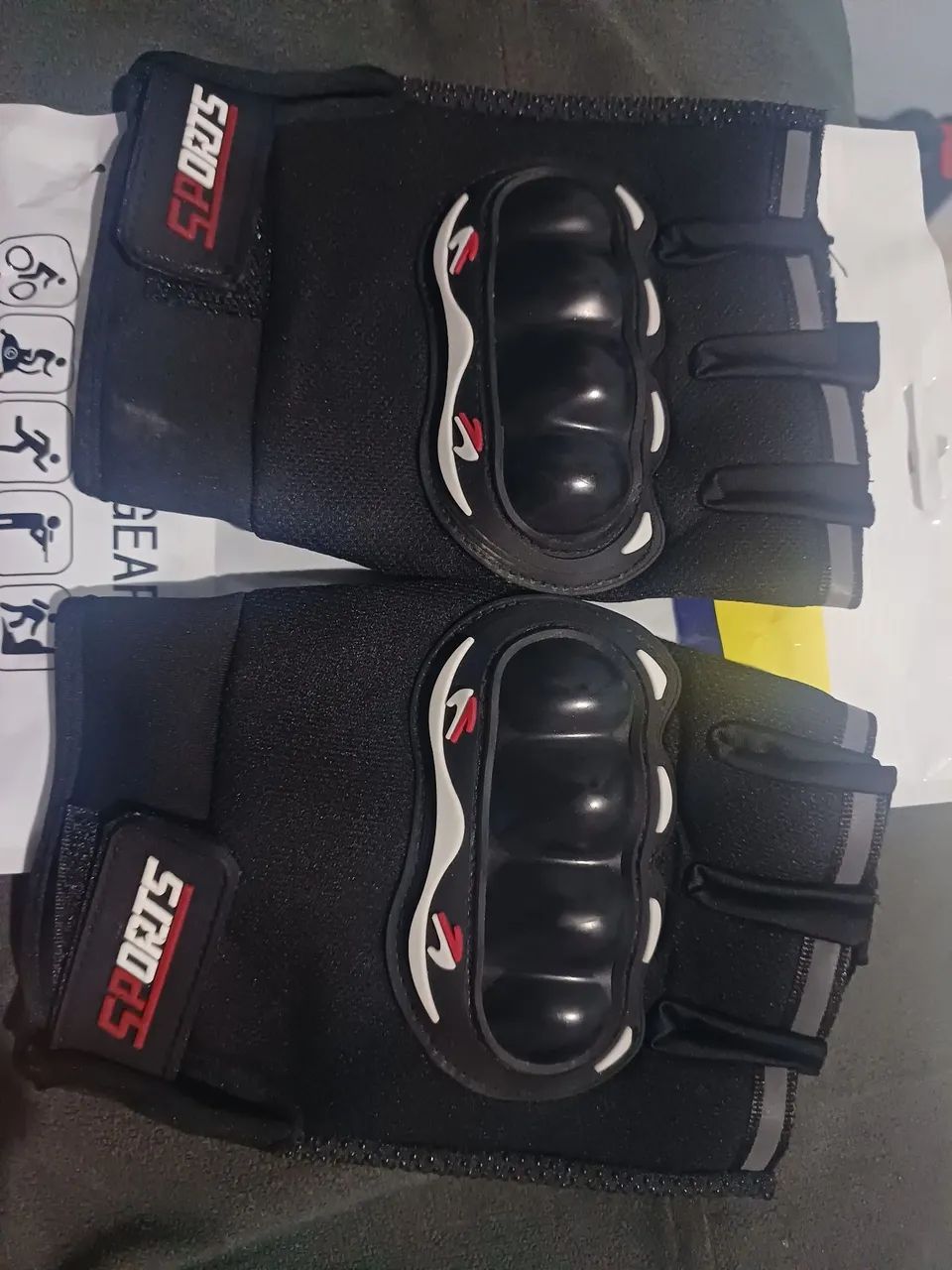 Velocímetro para bicicleta + um par de luvas  - Foto 4