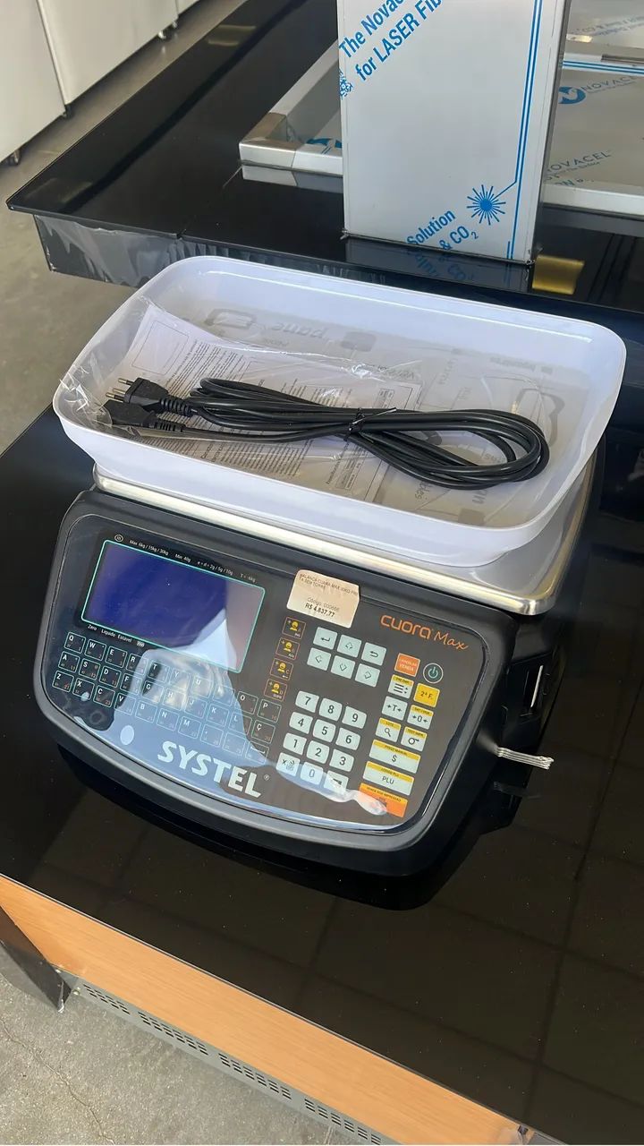 Balança comercial com etiquetadora 30kg nova pronta entrega 