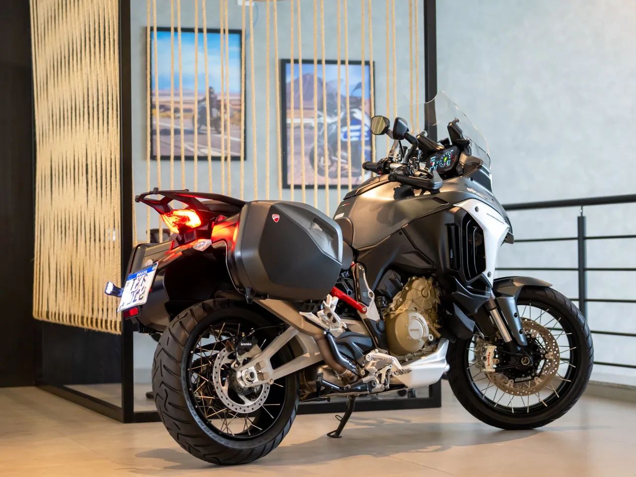 DUCATI MULTISTRADA V4S 2023 - Foto 2
