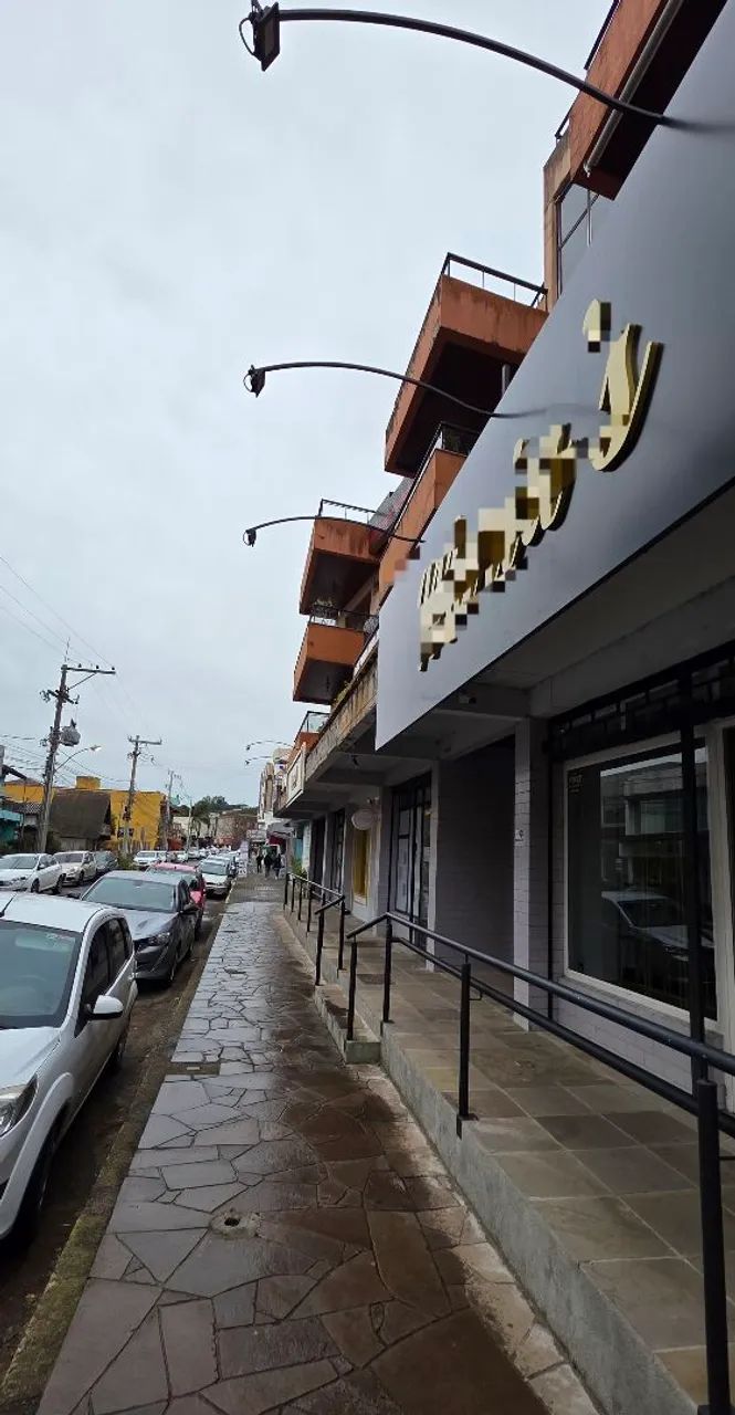 Ponto comercial com loja montada 
