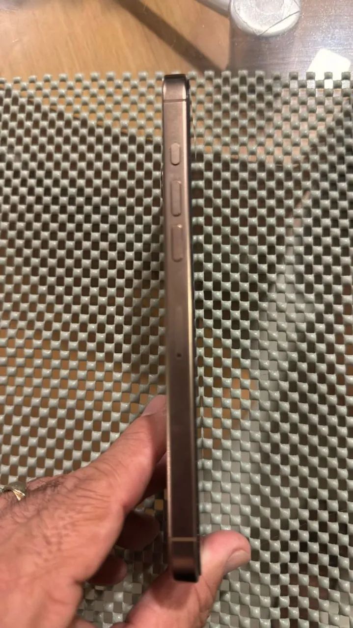 Iphone 16 Pro Max 256gb EXTRA - Foto 4