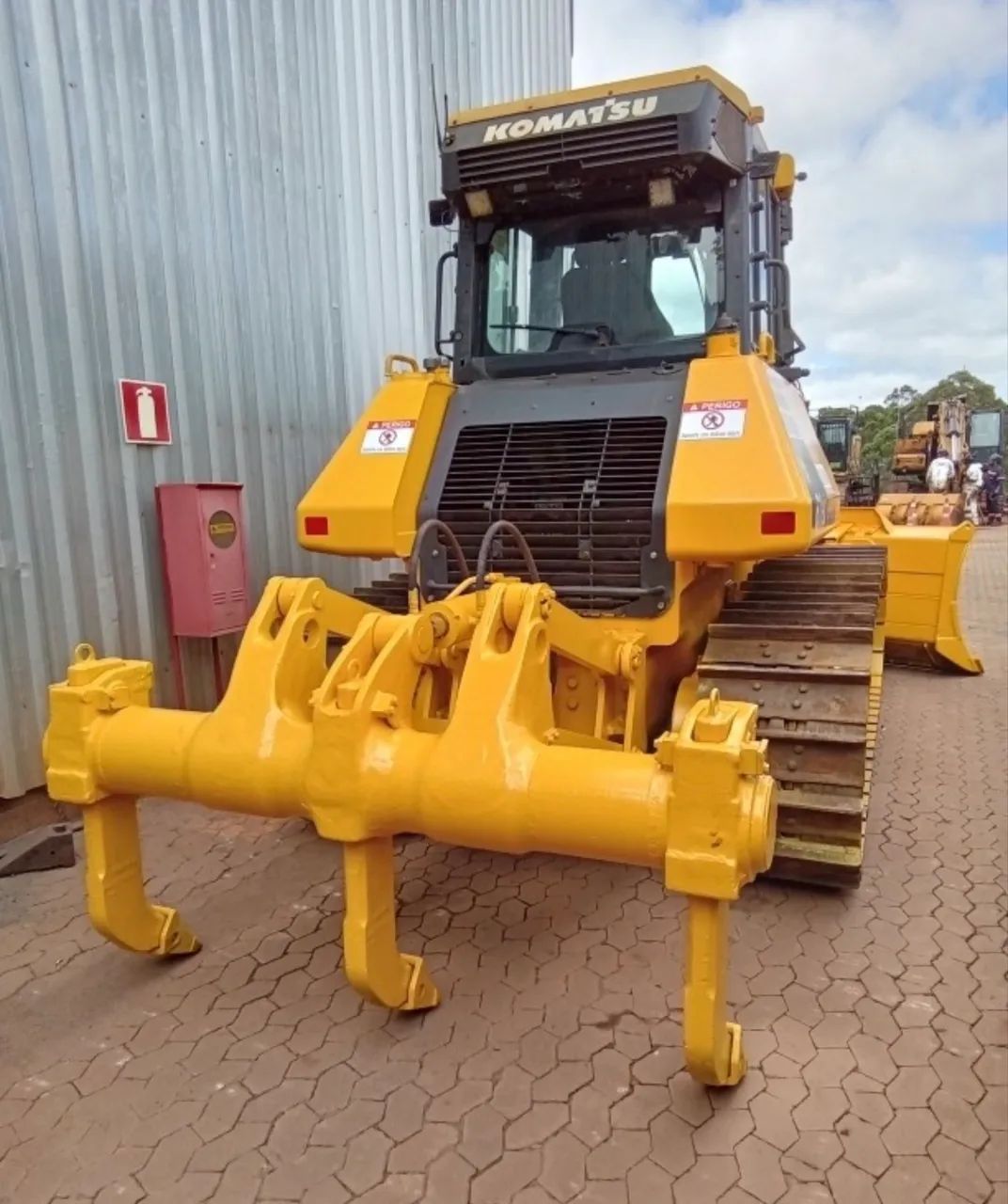 Trator de Esteira Komatsu D61 EX ano 2019 com média de 10.000 horas, em MG - Foto 3