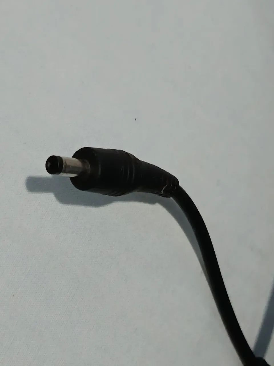 VENDO - FONTE Notebook SAMSUNG - MODELO "AD-3014N" - 14.0V / 2.14A / 30W - R$ 30,00 - Foto 3