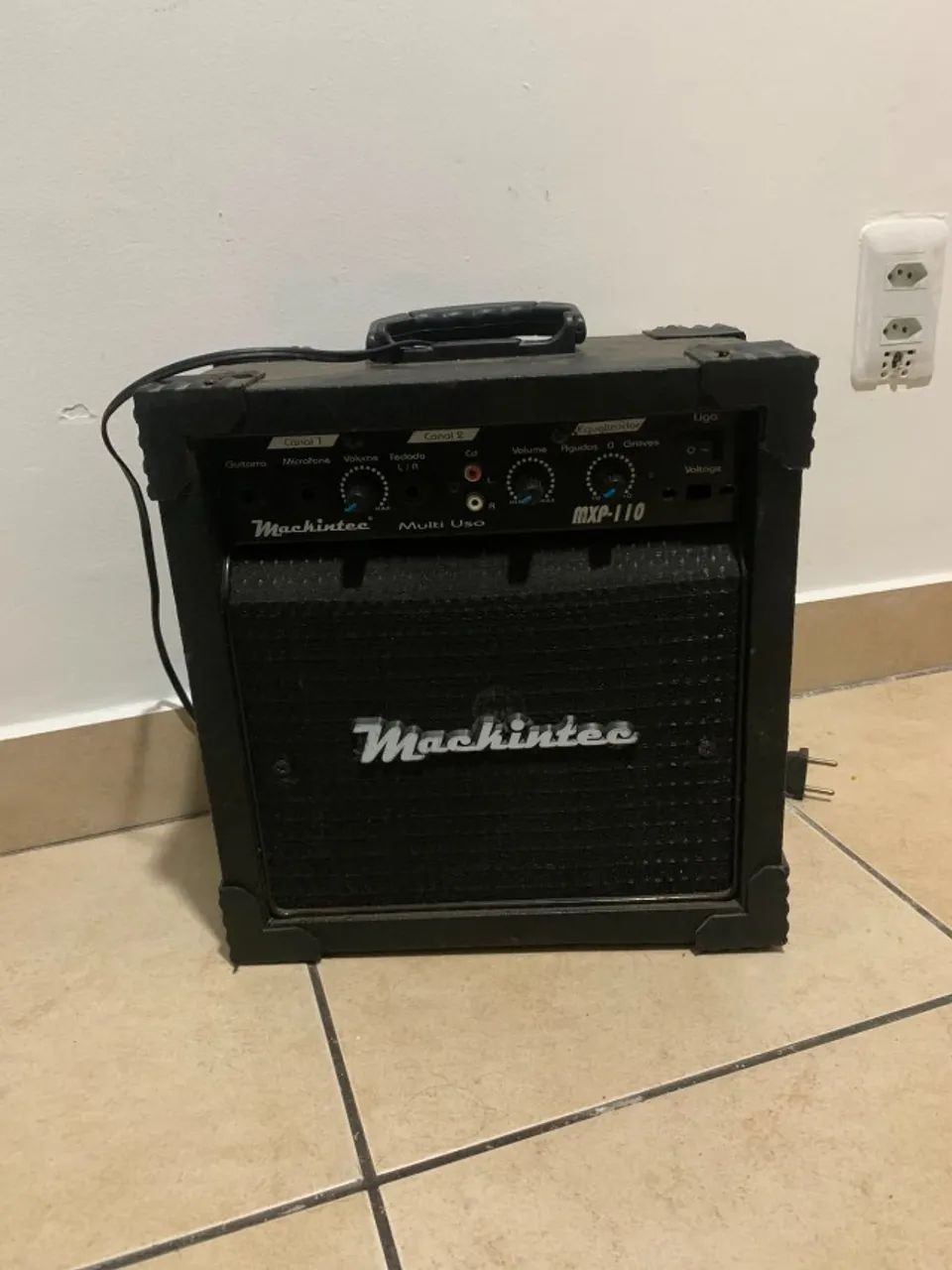 AMPLIFICADOR MACKINTEC