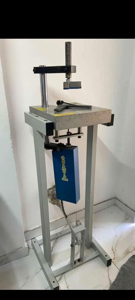 Grampeadora de Moldura Bramold GBR1 