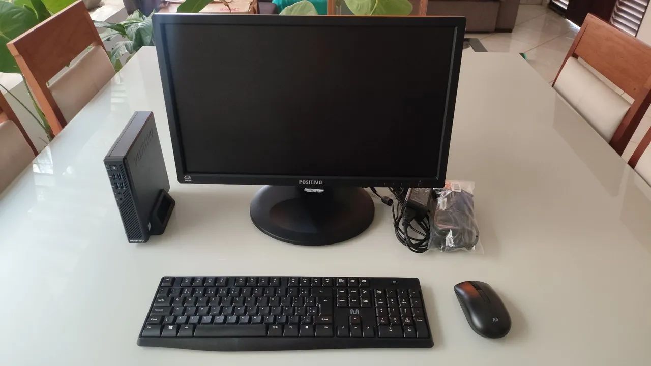 Computador desktop completo - Mini-Pc i5 - 8Gb RAM - 240Gb SSD