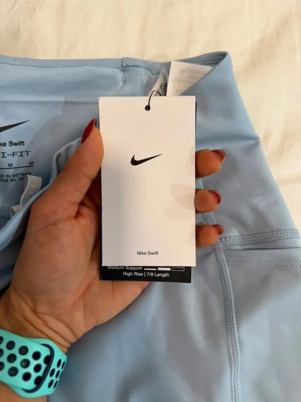 Calça legging Nike nova - Foto 4