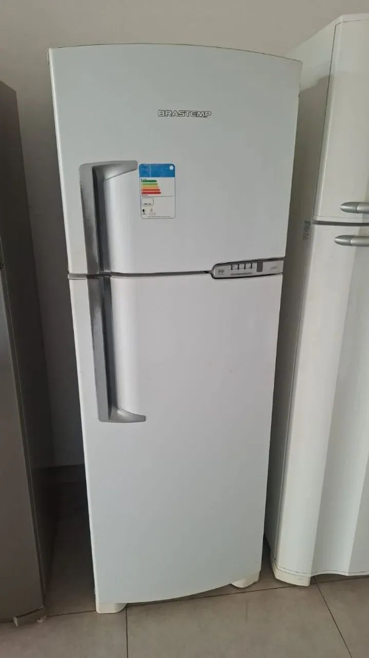 Vendo geladeira  