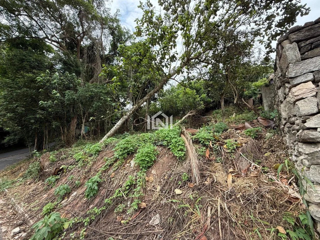 Terreno à venda no condomínio Vila Diva - Foto 2