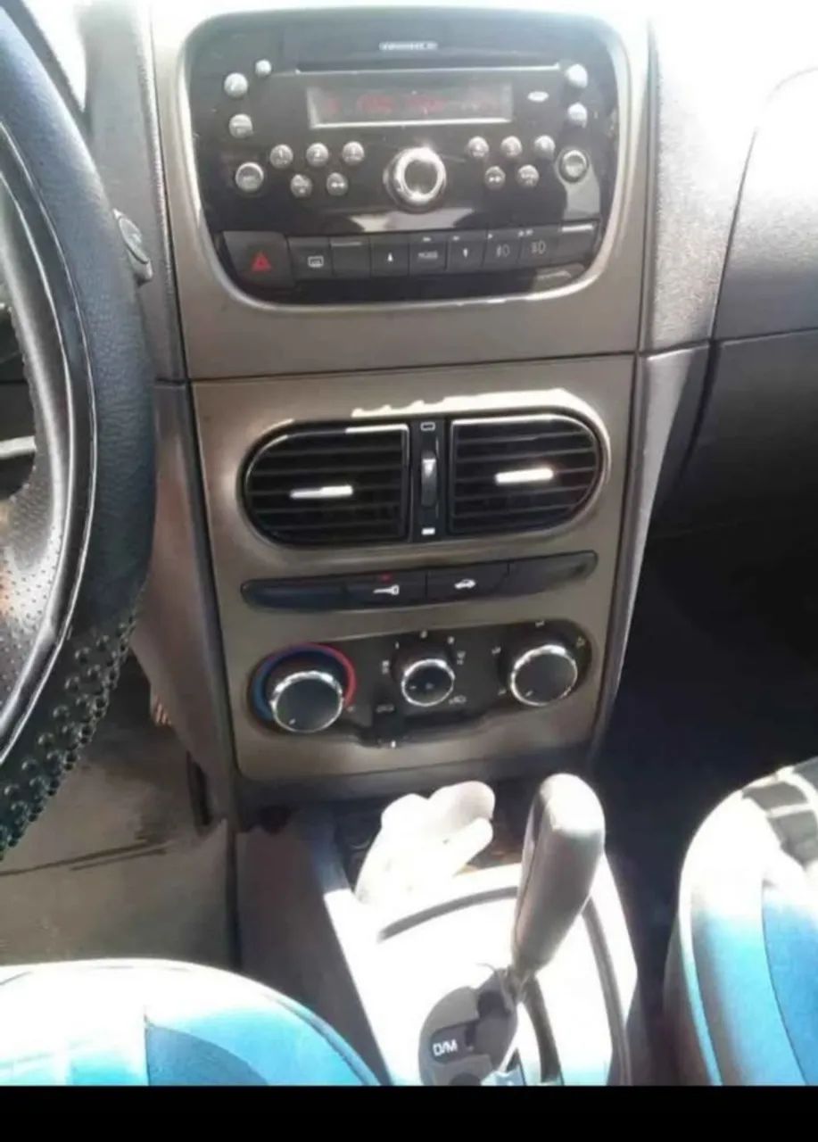 Fiat Grand Siena Essence Dual. 1.6 Flex 16V 2015 - Foto 11