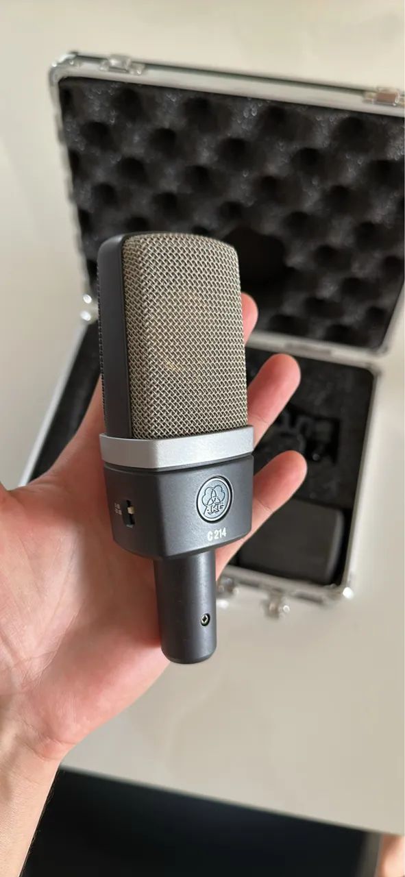 Microfone Akg c214 Condensador