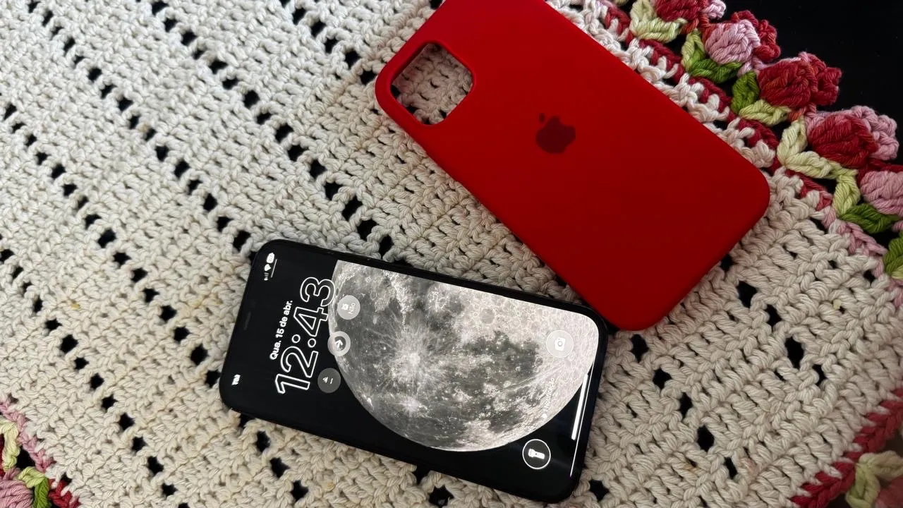 IPhone 12 Pro ,128gb nunca aberto semi novo ..Face ID on