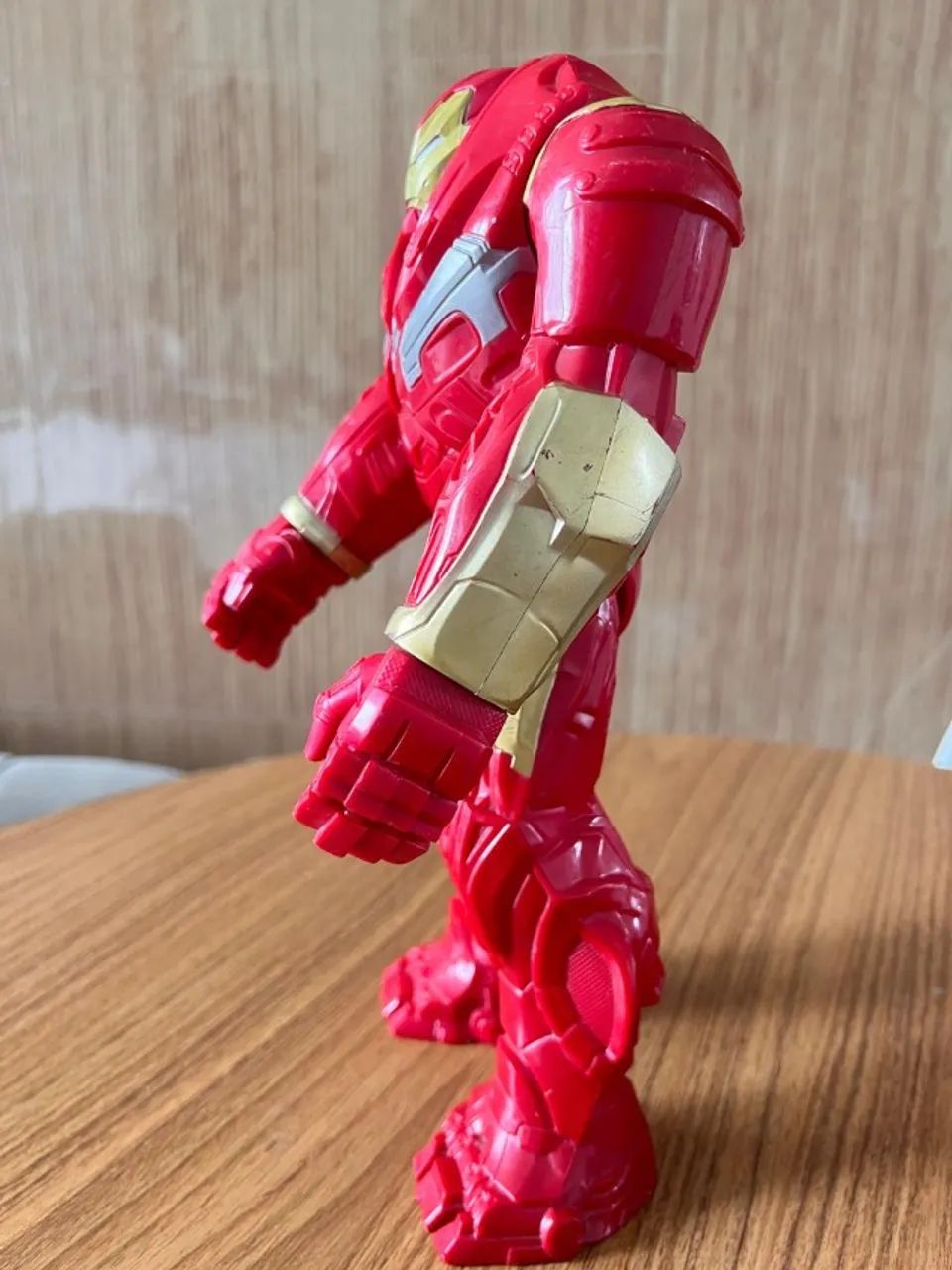 Boneco Hulkbuster da Marvel 30 cm  - Foto 4