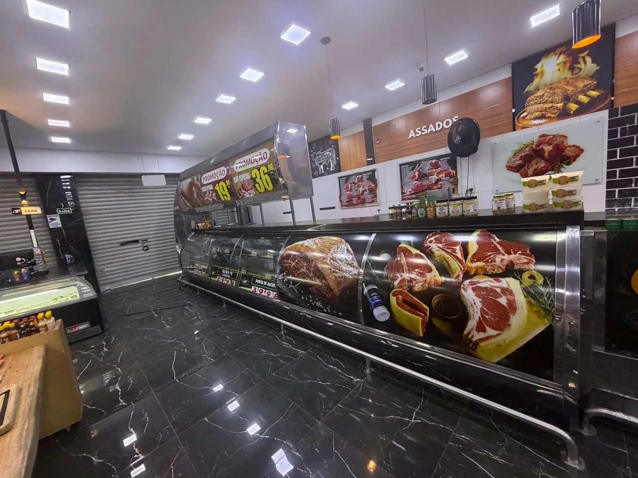 Balcão completo com Vitrini suspensa , e comprador novo  - Foto 2