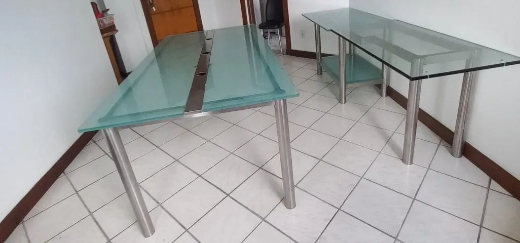 Conjunto Escritório Design Industrial (Mesa com Gestão de Cabos + Aparador)