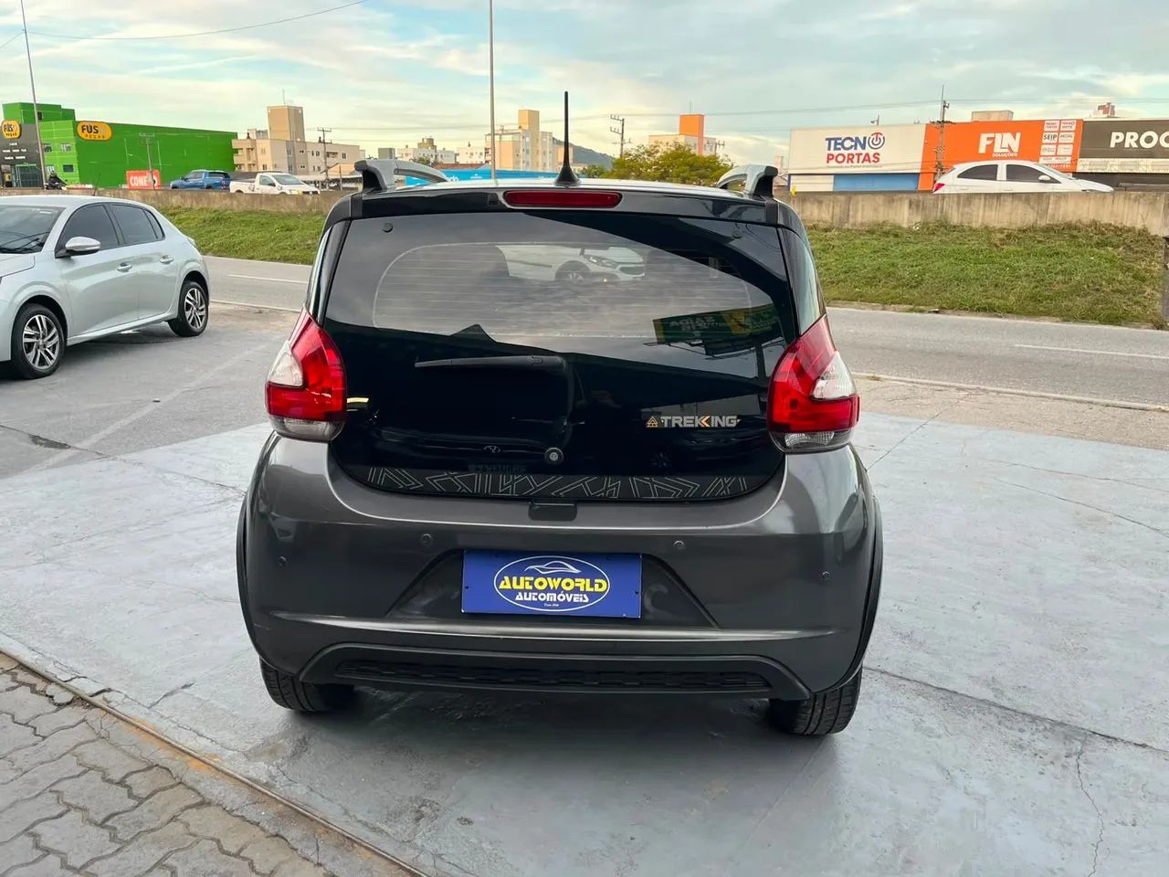 Fiat Mobi Trekking 1.0 Flex 5P 2022 - Foto 5