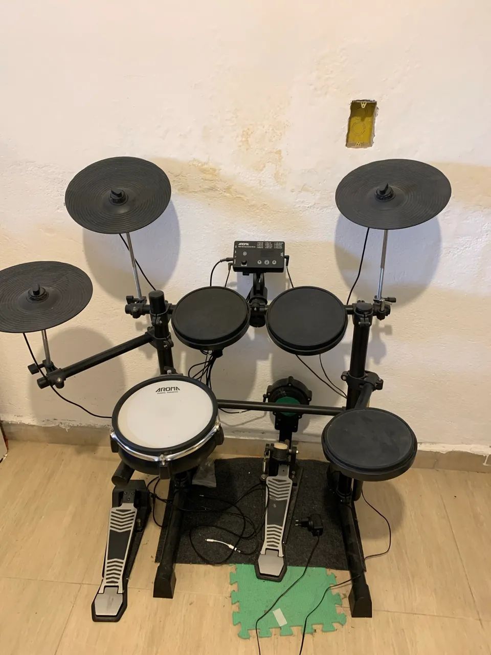 Bateria eletrônica Aroma TDX-15S